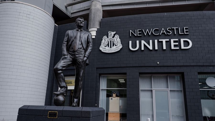 Sir Bobby Robson statue outside of Newcastle United